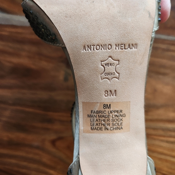 Gorgeous Antonio Melani Sparkle Embellished Gold Heels Size 8 - Picture 7 of 9